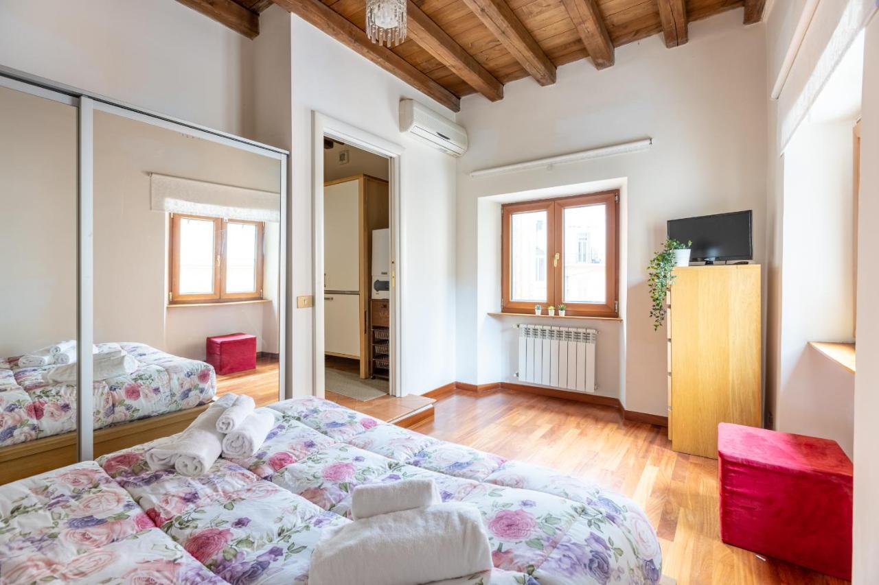 Vg Trevi Fountain 5 Stelle Elegant Apartment Róma Kültér fotó